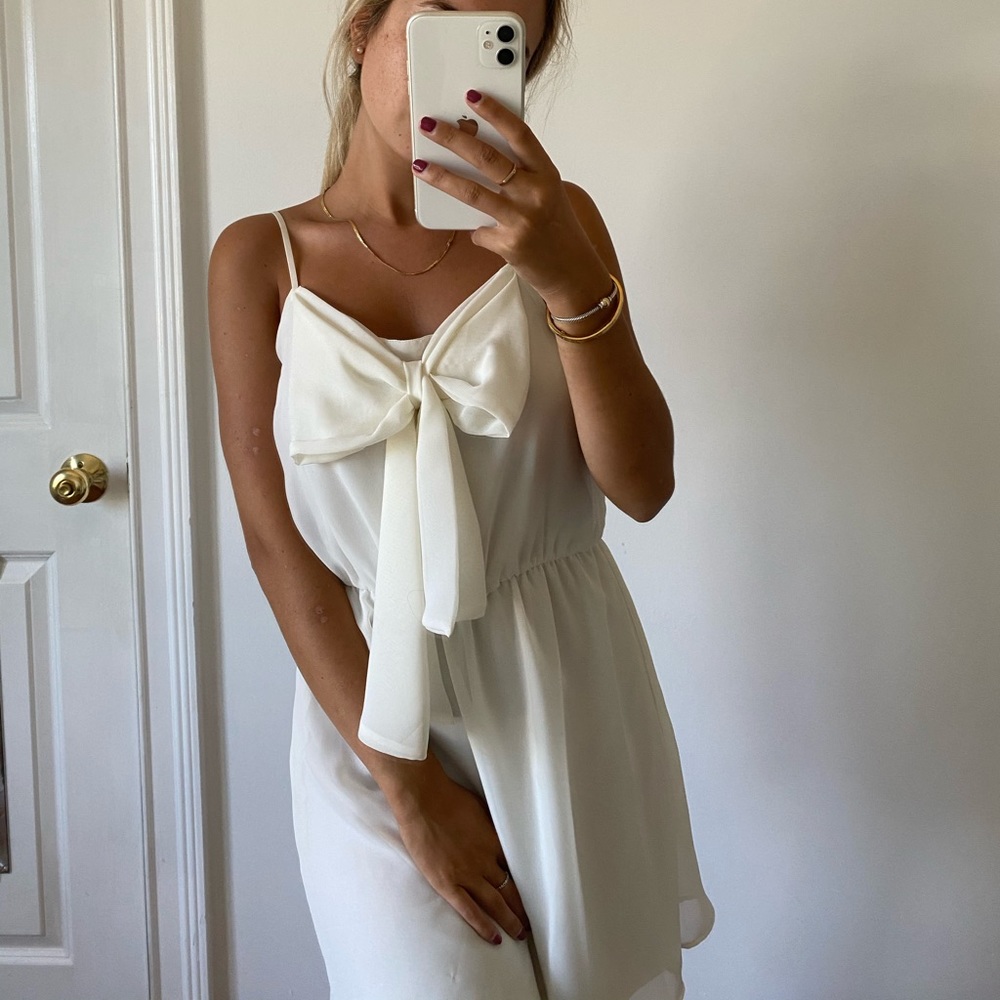White dress with bow